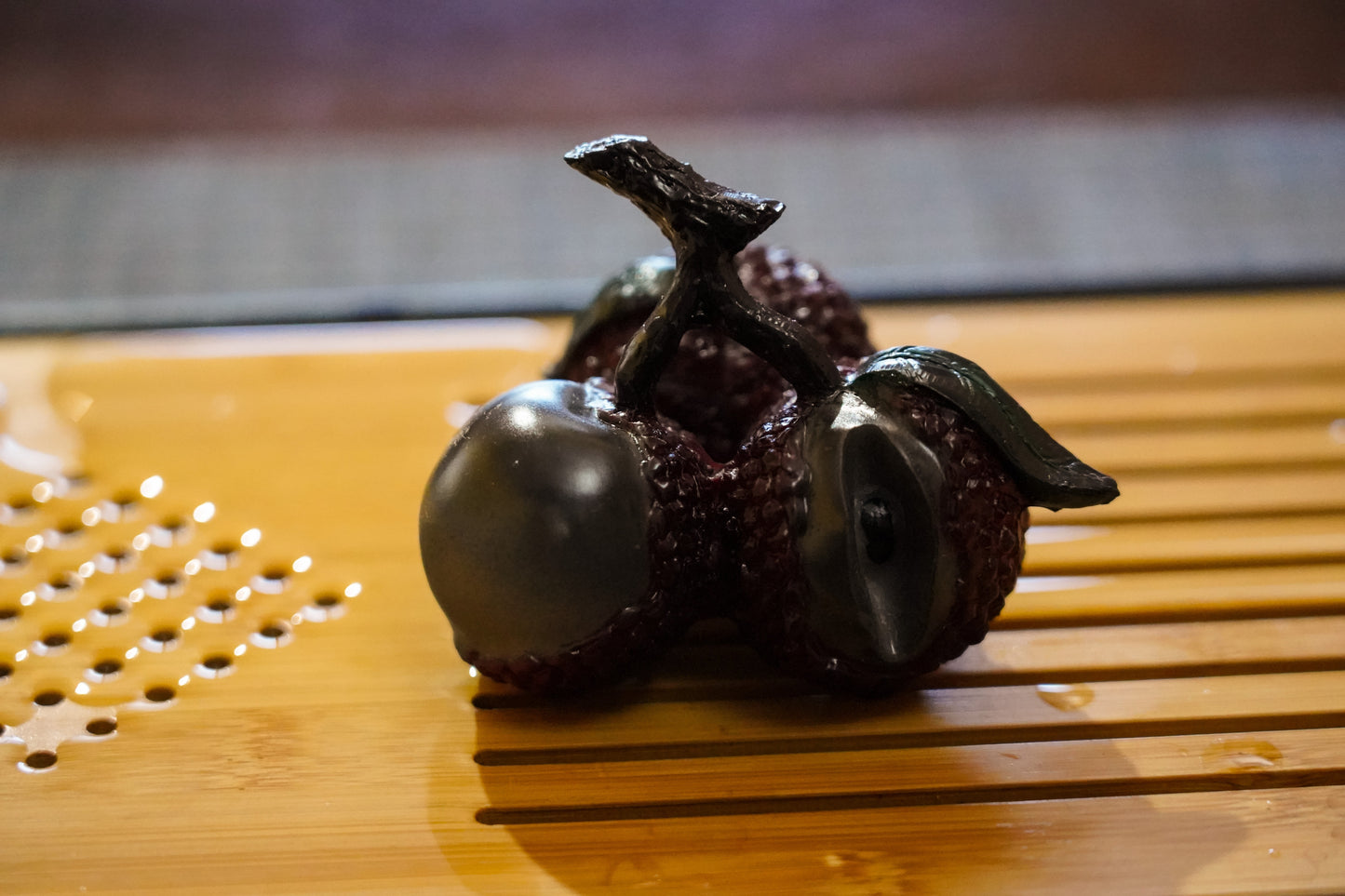 Magic Tea Pet - Three lychees