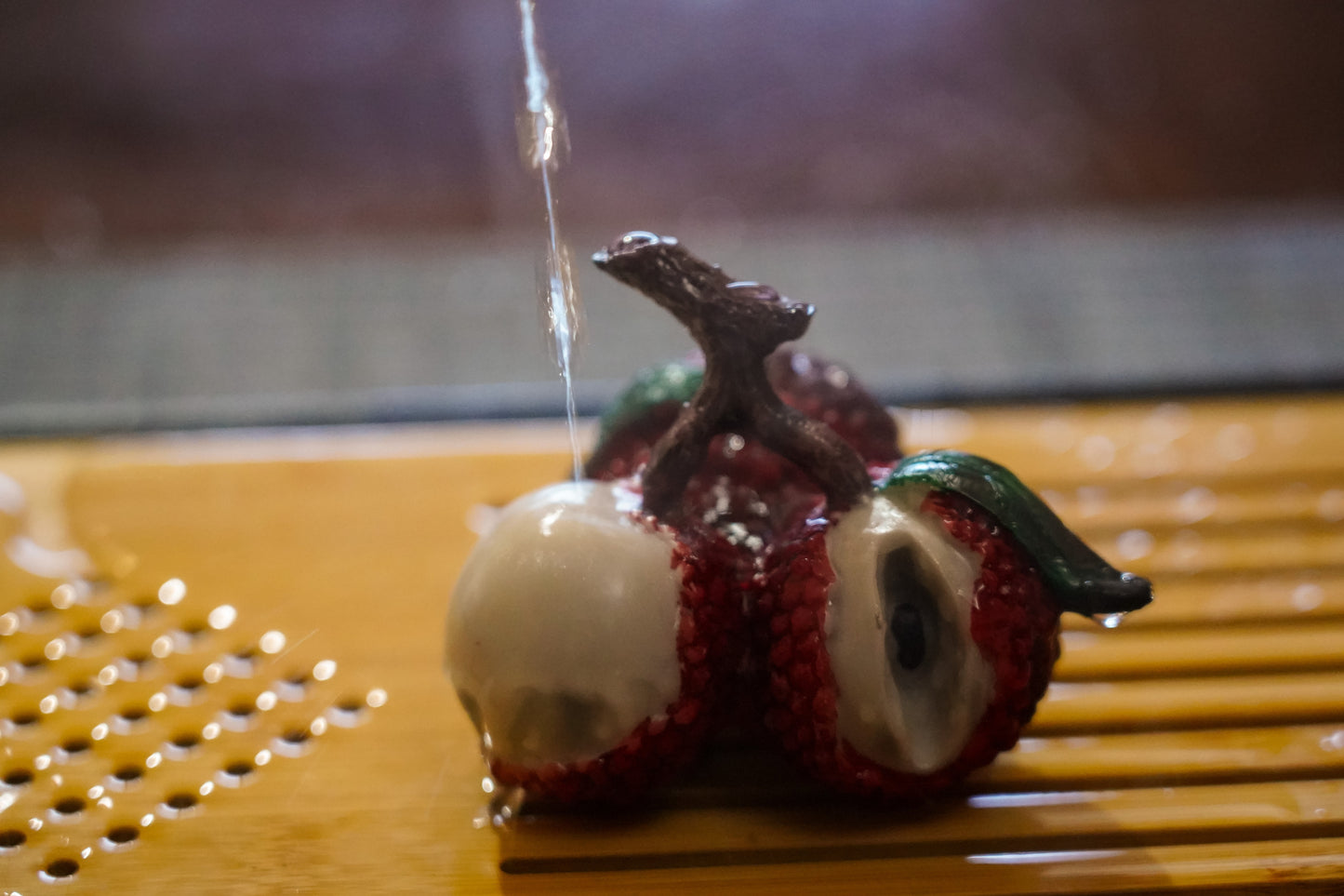 Magic Tea Pet - Three lychees