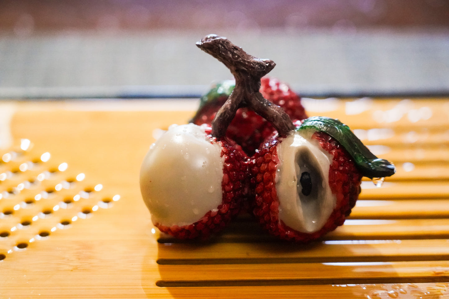 Magic Tea Pet - Three lychees
