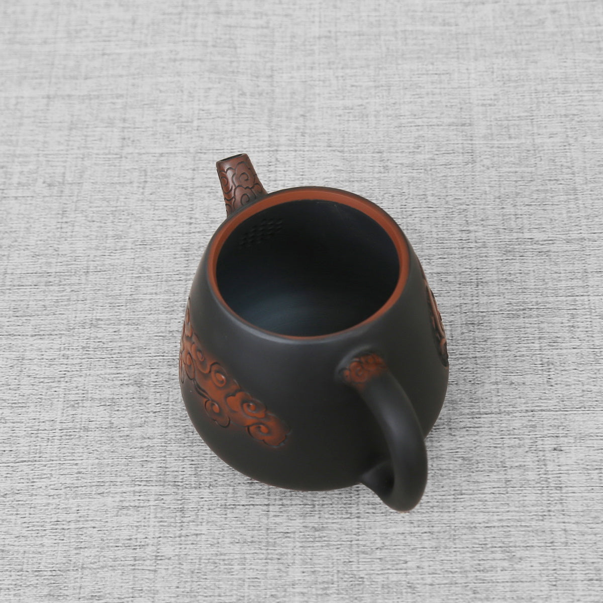 Handcraf Long Tu Teng (Dragon Totem) Jian Shui Purple Pottery Teapot