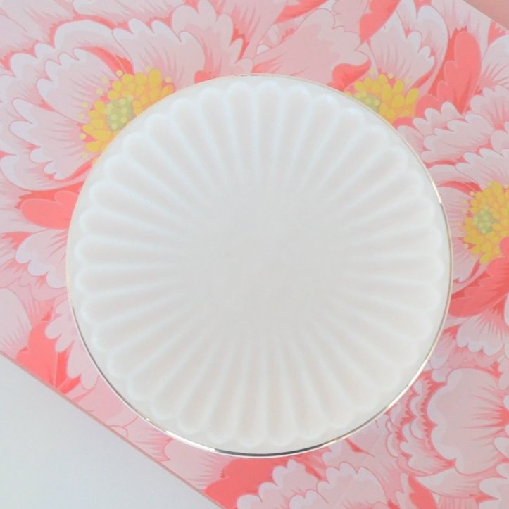 Porcelain Cherry Blossoms Pink Gift Tea Set - Taishan Tea Club