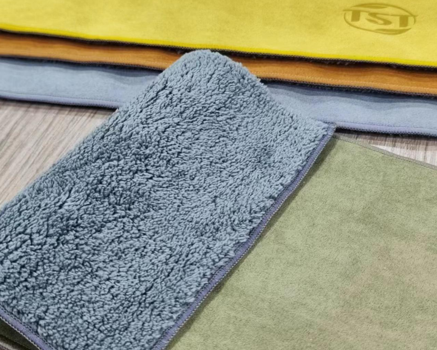 Thick Absorbent Coral Velvet Tea Towel