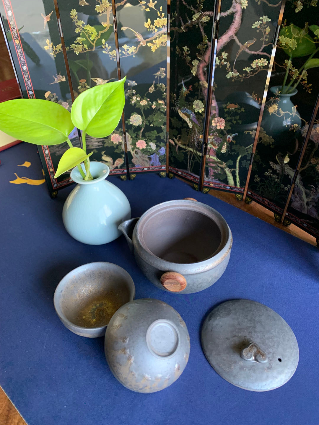 Gilding Pottery Travel Tea Set