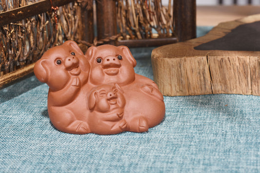 Lovely Pig Family
