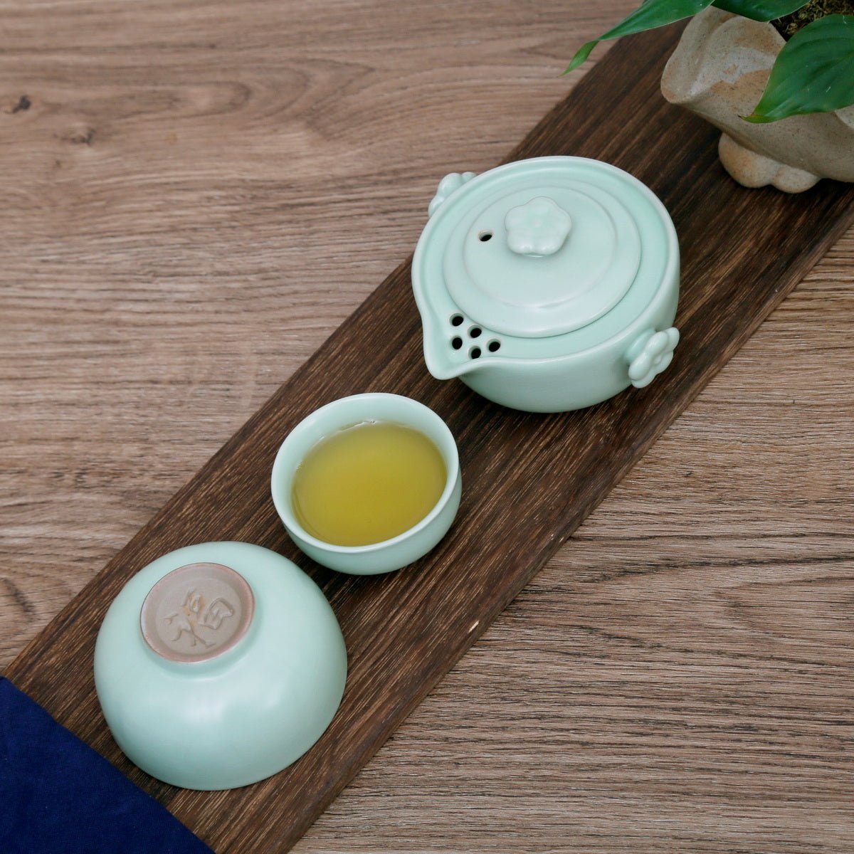 Green Plum Blossom Travel Tea Set(Ru ware/Ge ware) - Taishan Tea Club