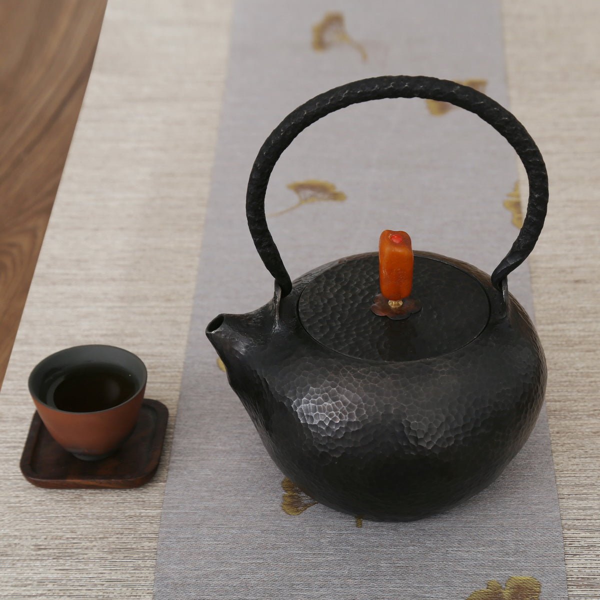 TS Iron Handcraft Iron Kettle (wrought iron) - Large, Amber button - Taishan Tea Club